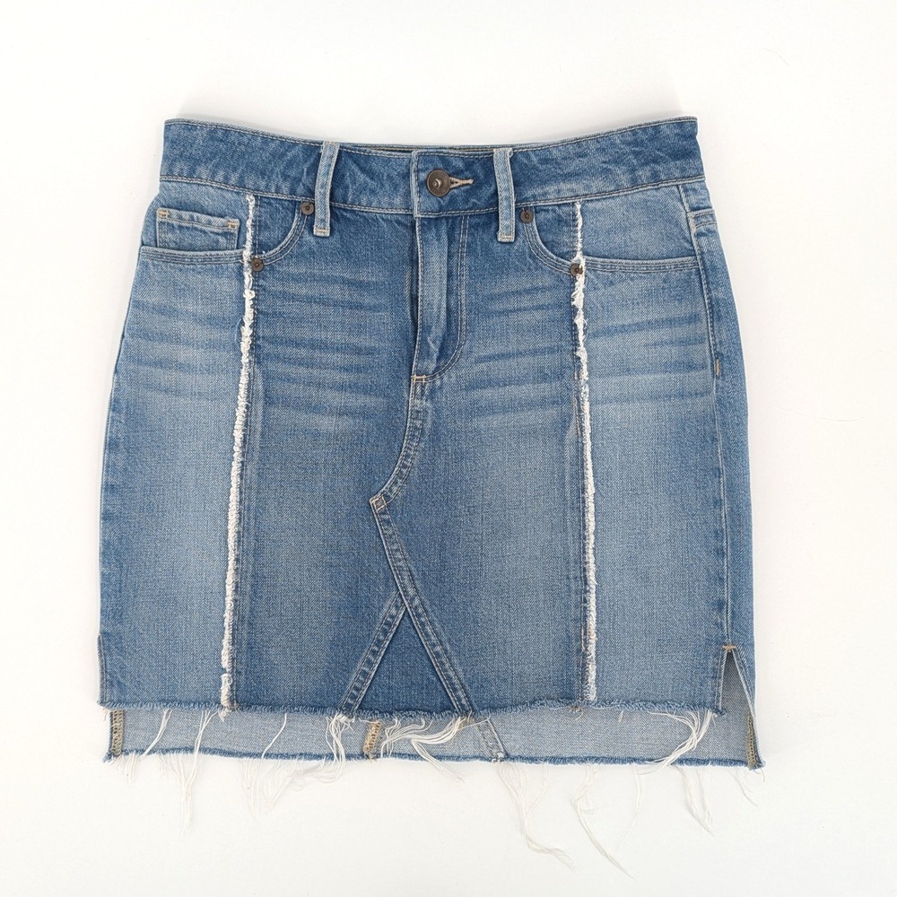 PAIGE Denim Mini Skirt Deconstructed Raw Hem Medium Wash Size‎ 25